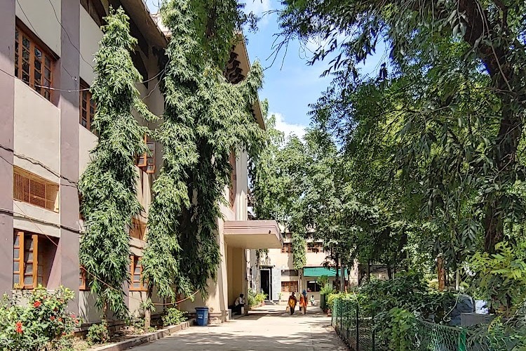 DAV Velankar College of Commerce, Solapur