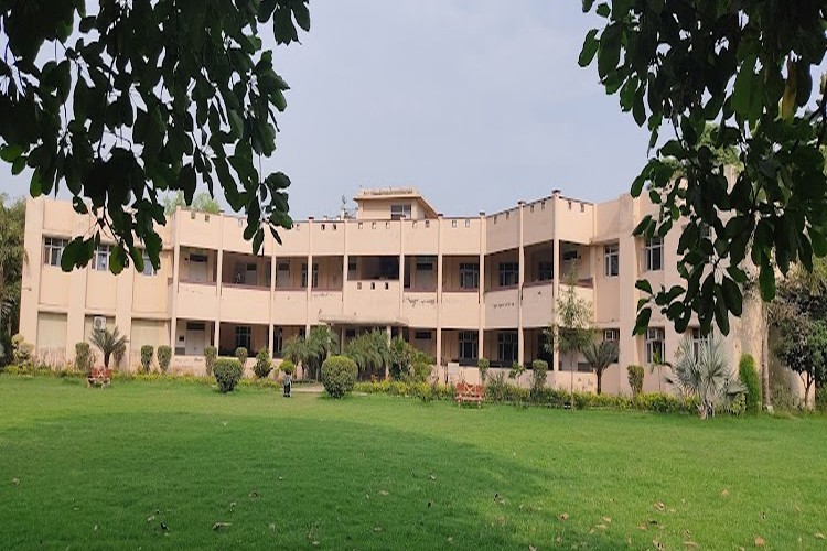 Dayanand Ayurvedic College, Jalandhar