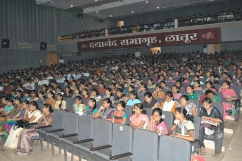 Dayanand College of Commerce, Latur