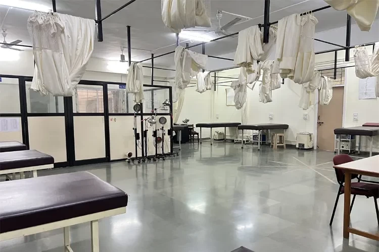 DES Brijlal Jindal College of Physiotherapy, Pune