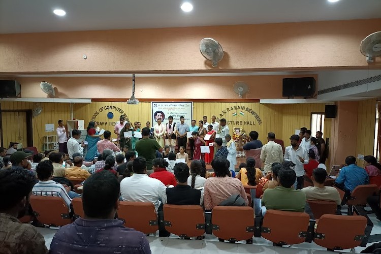 Devi Ahilya Vishwavidyalaya, Indore