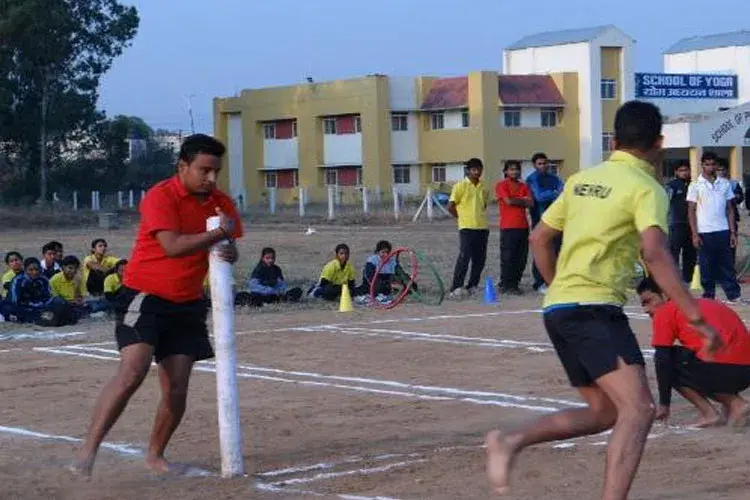 Devi Ahilya Vishwavidyalaya, Indore