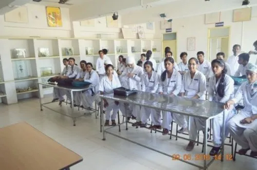 Devki Mahavir Homeopathic College and Hospital, Garhwa