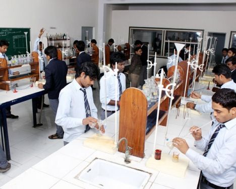 Dewan V.S. Institute of Engineering & Technology, Meerut