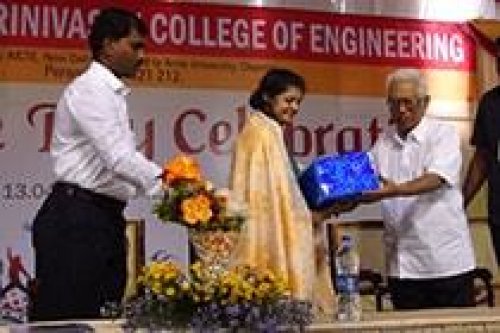 Dhanalakshmi Srinivasan College of Engineering, Perambalur