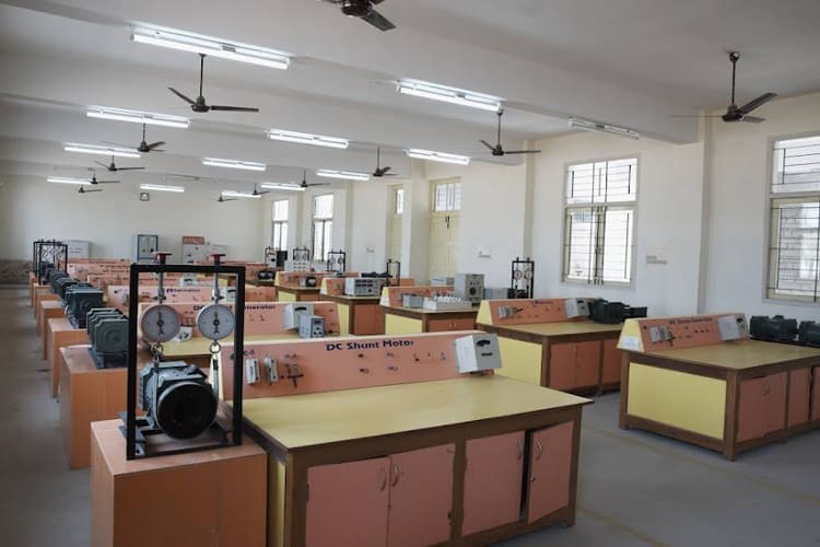 Dhanalakshmi Srinivasan College of Engineering and Technology, Chennai