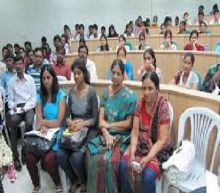 Dhruv College of Commerce & Management, Nagpur