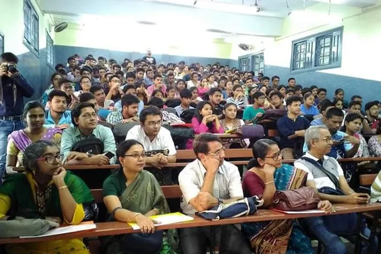 Dinabandhu Andrews College, Kolkata