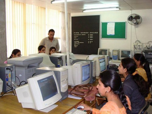 Directorate of Open & Distance Learning, Guru Nanak Dev University, Amritsar