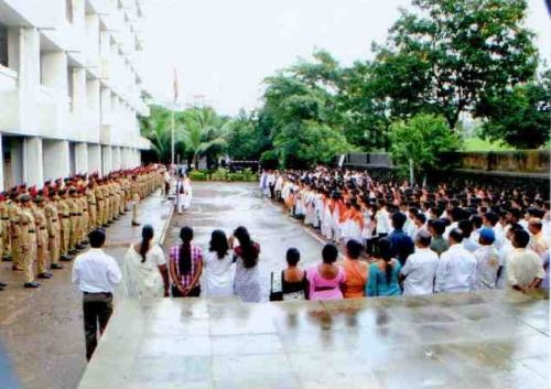 Dnyanasadhana College, Thane