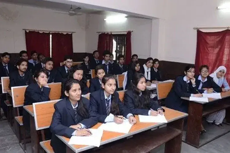 Doon P.G. Paramedical College & Hospital, Dehradun