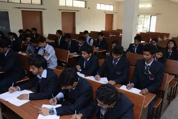 Doon P.G. Paramedical College & Hospital, Dehradun