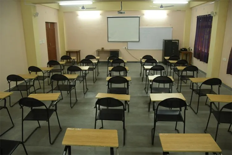 Dr. Ambedkar Government Law College, Pondicherry