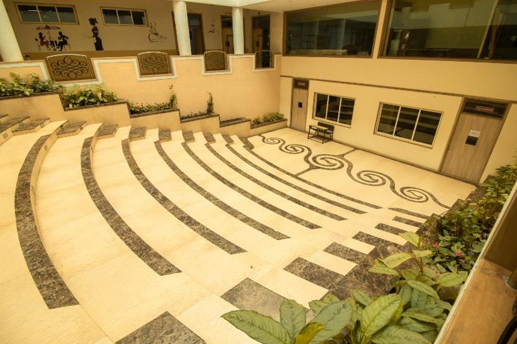 Dr. D. Y. Patil B-School, Pune