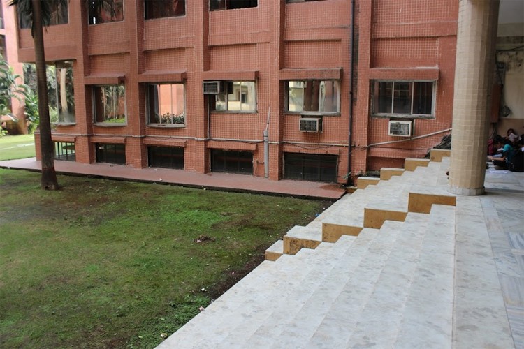 Dr. D. Y. Patil College of Law, Navi Mumbai