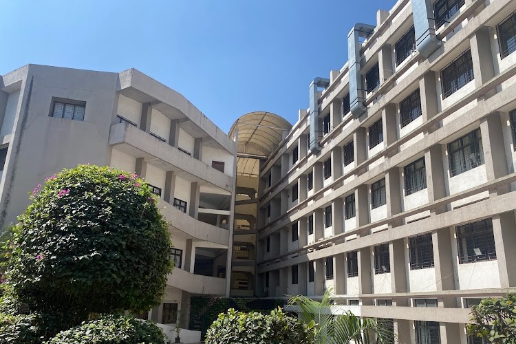 Dr DY Patil Medical College Hospital and Research Centre, Pune