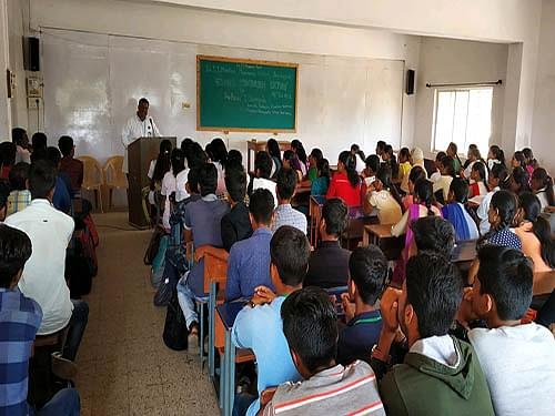 Dr. J. J. Magdum Pharmacy College, Kolhapur