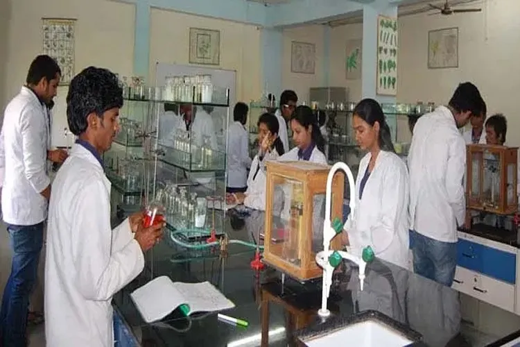Dr MC Saxena College of Pharmacy, Lucknow