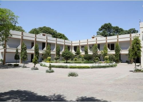 Dr Mohan Kaur Memorial Nursing Institutes, Ludhiana