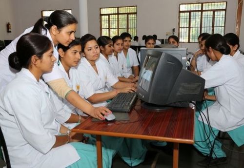 Dr Mohan Kaur Memorial Nursing Institutes, Ludhiana