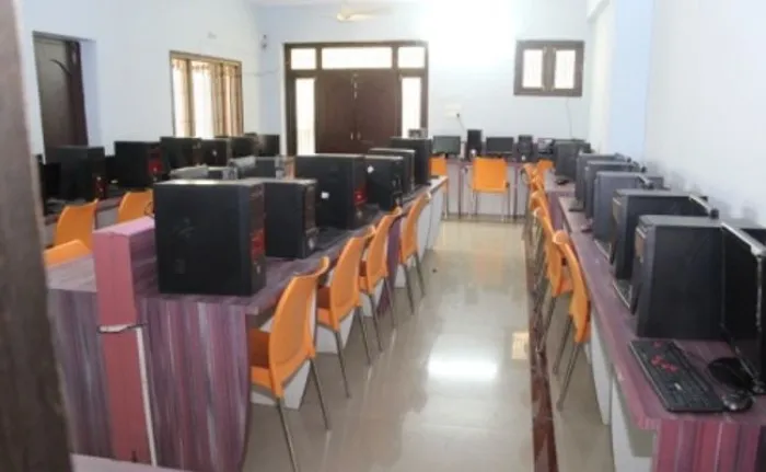 Dr. Narayana College of Commerce, Hyderabad