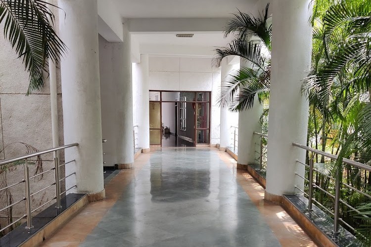 Dr. Ram Manohar Lohiya National Law University, Lucknow