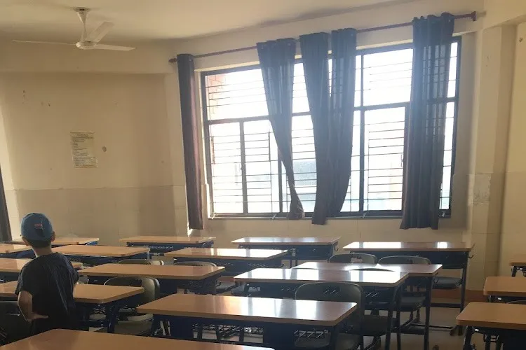 Dr. SP Singh College of Teacher Education, Laxmipur