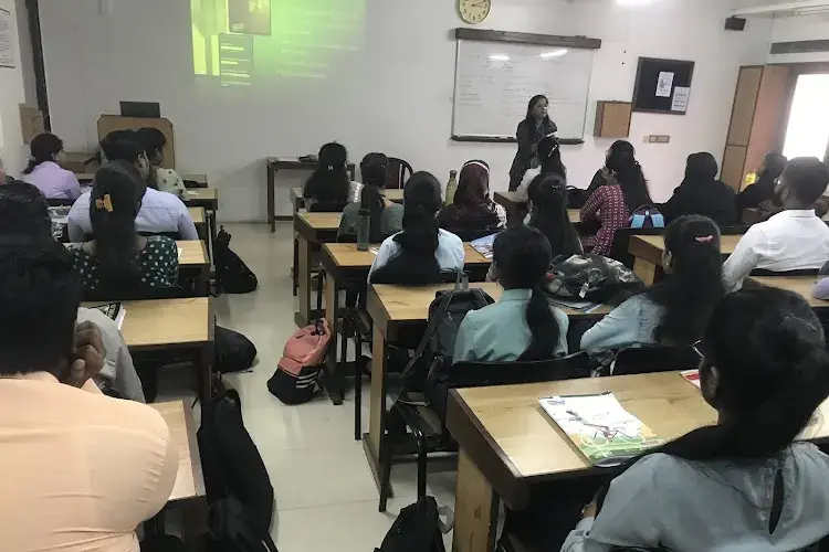 Dr. V.N. Bedekar Institute of Management Studies, Thane