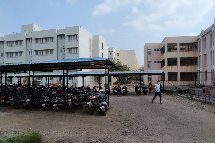 Dr. Vithalrao Vikhe Patil Foundation's Medical College, Ahmednagar