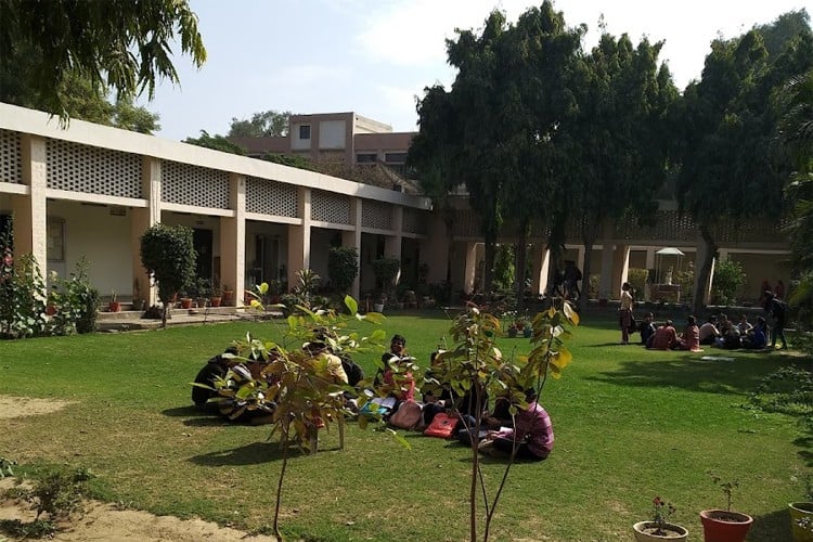 Dronacharya Government College, Gurgaon