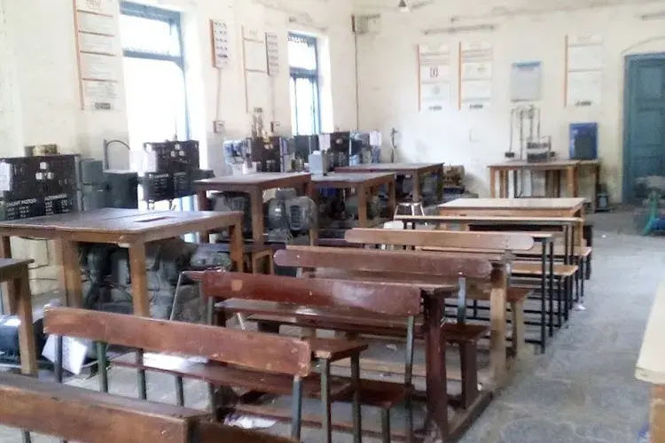 DRS & SS Gandhi College of Engineering, Surat