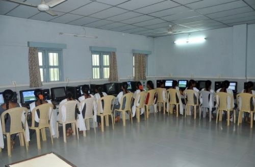 Duvvuru Ramanamma Women's College, Guduru