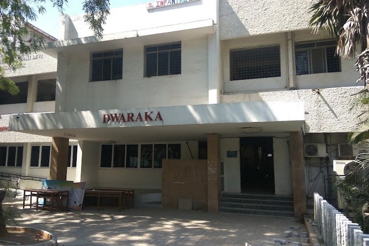 Dwaraka Doss Goverdhan Doss Vaishnav College, Chennai