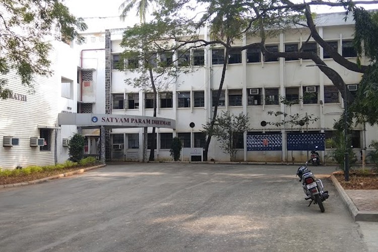 Dwaraka Doss Goverdhan Doss Vaishnav College, Chennai