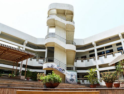 DY Patil International University, Pune