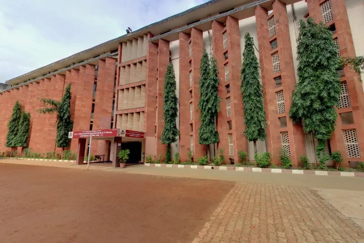 DYPDPU's School of Pharmacy and Research, Pune