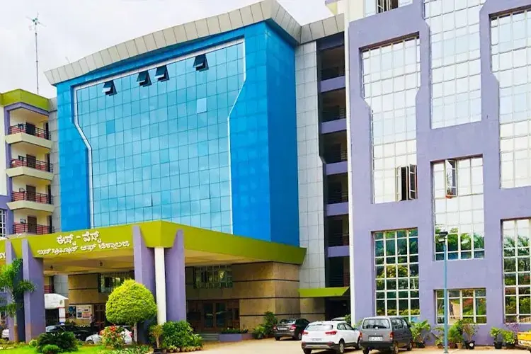 East West College of Pharmacy, Bangalore