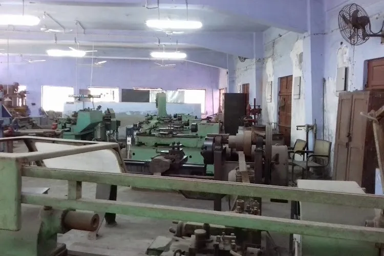 Engineering Institute for Junior Executives, Howrah