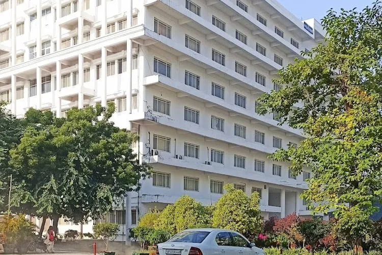 Era University, Lucknow