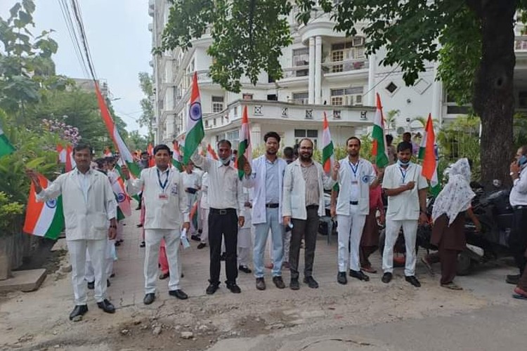 Era's Lucknow Medical College and Hospital, Lucknow