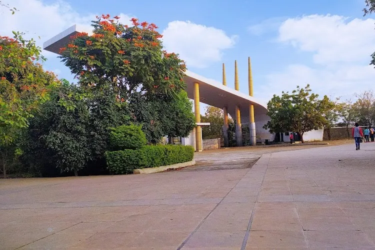 Fabtech Technical Campus, Solapur