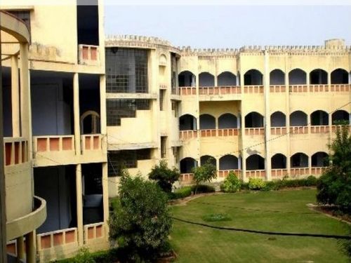 Faculty of Engineering and Technology College, Agra