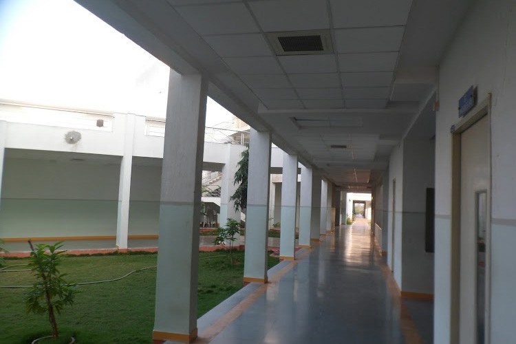 Faculty of Management, Builders Engineering College, Tiruppur