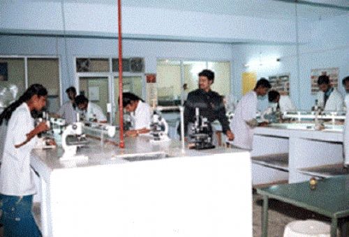 Fathima College of Pharmacy Kadayanallur, Tirunelveli