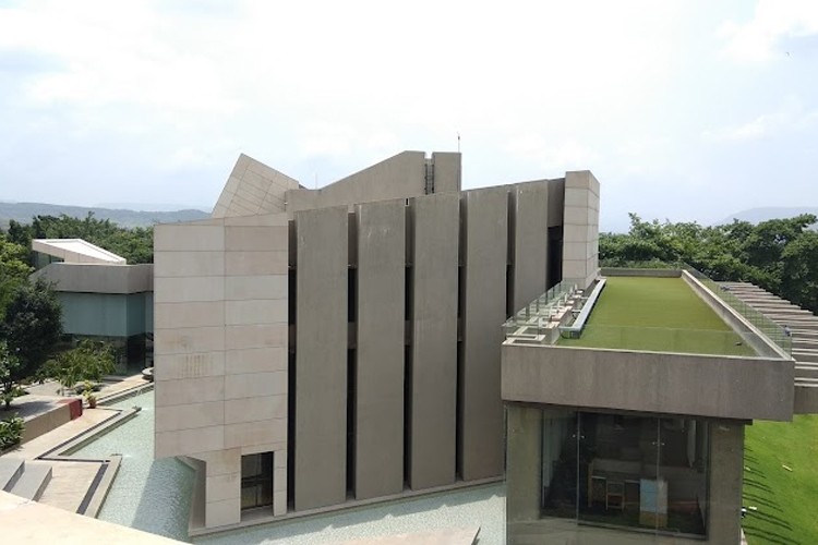 Flame School of Business, Pune