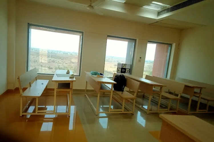 Footwear Design and Development Institute, Guna