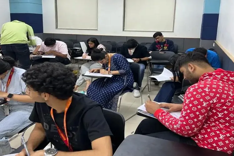 Future Varsity - Business Management, Mumbai