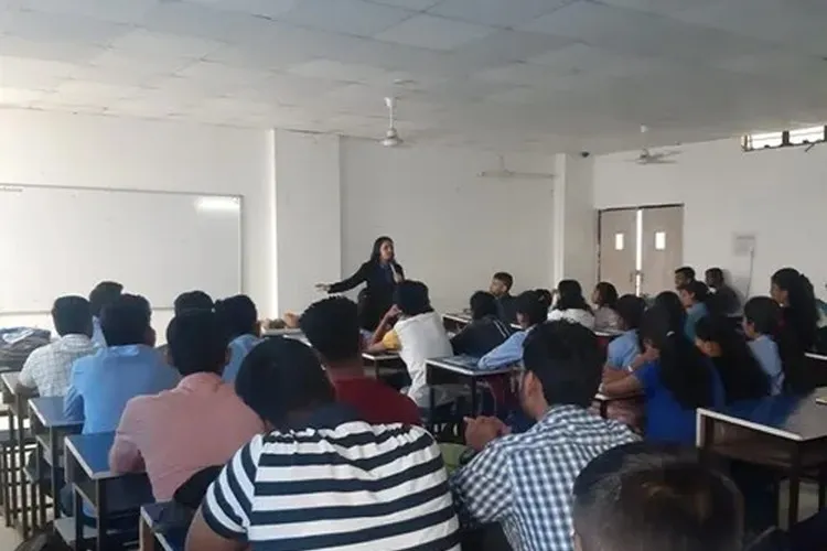 G.H. Raisoni College of Arts, Commerce and Science, Pune