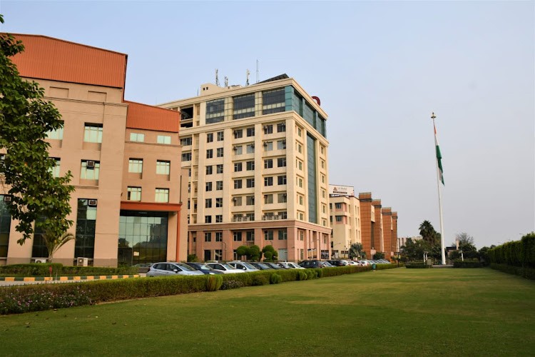 GL Bajaj Institute of Technology and Management, Greater Noida