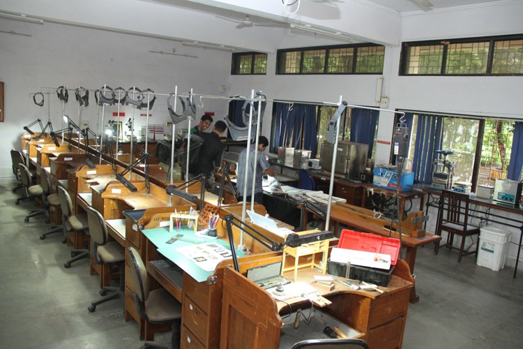 Garware Institute of Career Education and Development, Mumbai